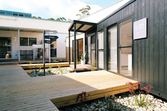 Stylishly Practical: Prefab Backyard Studios That Don’t Stick Out Like a Sore Thumb Stylishly Practical: Prefab Backyard Studios That Don’t Stick Out Like a Sore Thumb
