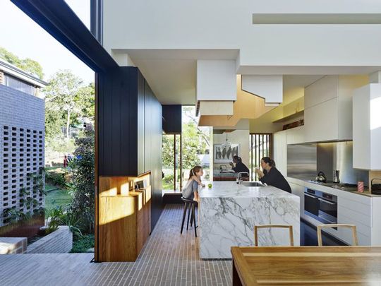 Aperture House by Cox Rayner Architects and Twofold Studio (via Lunchbox Architect)