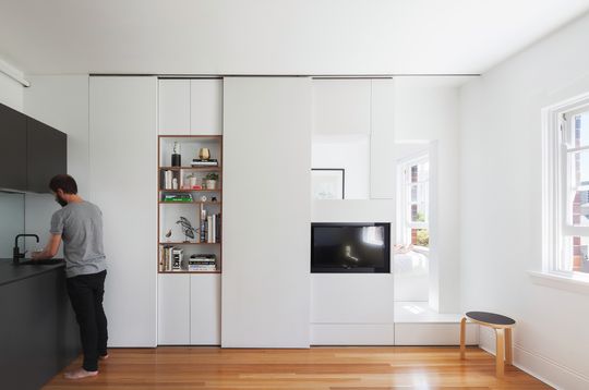 Darlinghurst Apartment by Brad Swartz Architect (via Lunchbox Architect)