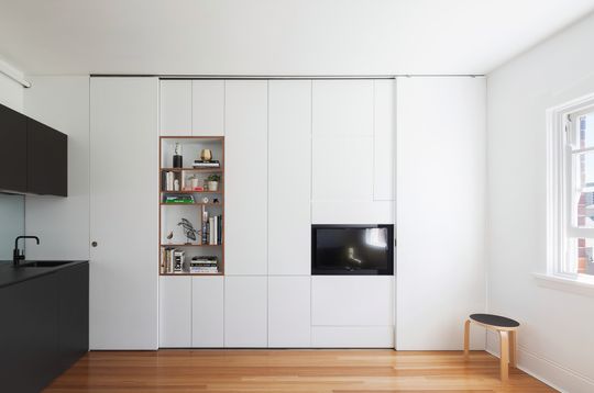 Darlinghurst Apartment by Brad Swartz Architect (via Lunchbox Architect)