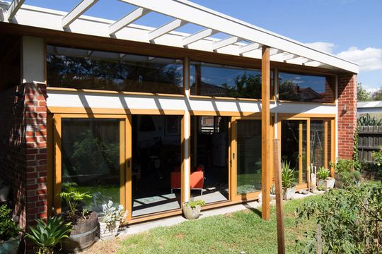 Florence Street House is well oriented with a North facing garden