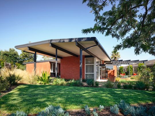 Frankston Mid Century Modern