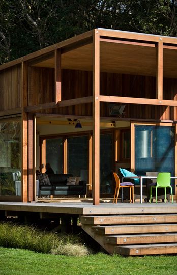 Great Barrier House's Skeletal Timber Frame Allows it to Open Up