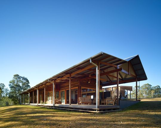 Hinterland House by Shaun Lockyer Architects (via Lunchbox Architect)