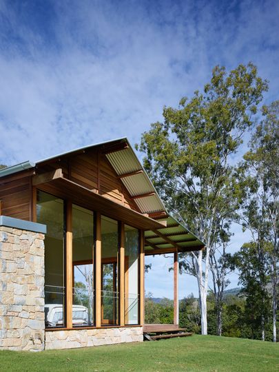 Hinterland House by Shaun Lockyer Architects (via Lunchbox Architect)