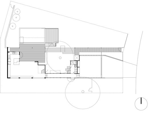 Marcus Beach House by Bark Design Architects (via Lunchbox Architect)