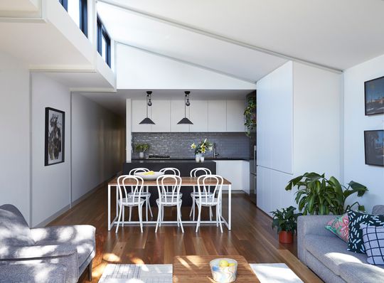 This Elsternwick Home Delights on a Narrow, Tightly Constrained Block