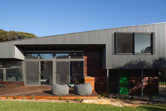 New House by Grant Maggs Architects (via Lunchbox Architect)