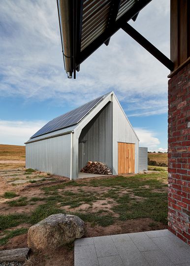 Nullavale House and Shed