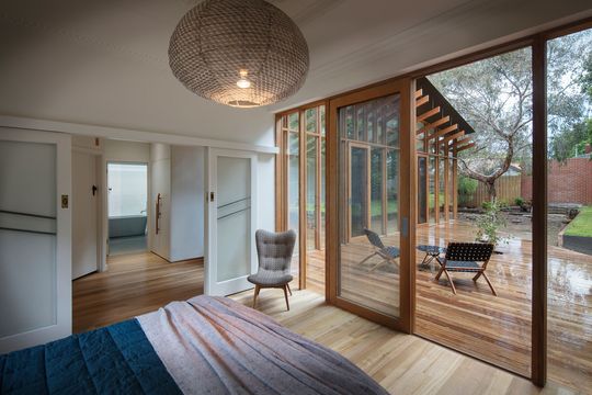 A Renovation that Honours a Beautiful Old Gum Tree in the Backyard