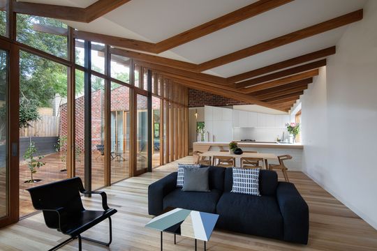 A Renovation that Honours a Beautiful Old Gum Tree in the Backyard