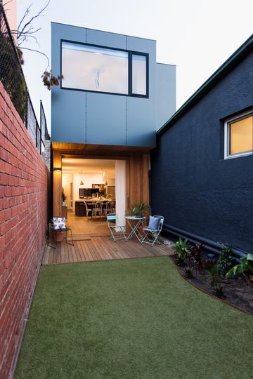 Prefab Collingwood House by ArchiBlox (via Lunchbox Architect)