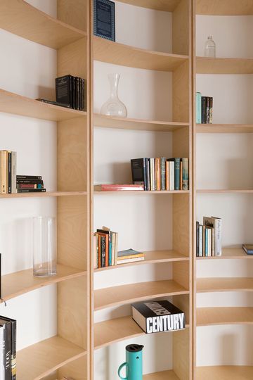 Close up of the curved bookshelf in the Southern Highlands House