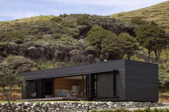 Storm Cottage by Fearon Hay Architects (via Lunchbox Architect)