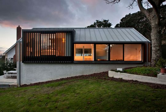 Stradwick House by Space Division (via Lunchbox Architect)