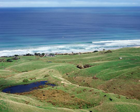 Sugar Gum House is set on the rugged coastline along Victoria's Great Ocean Road