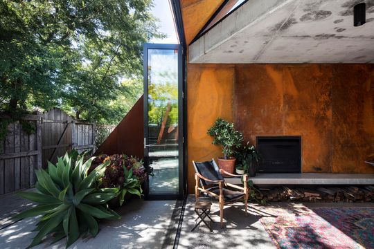 Glazed Roof Floats Like a Leaf Capturing Views of Trees and Sky