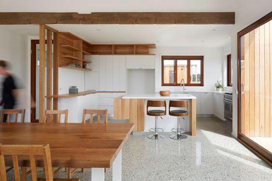 Trentham Modern Farmhouse by Glow Building Design (via Lunchbox Architect)