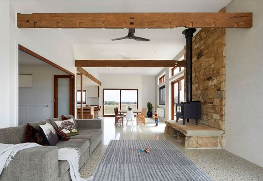 Trentham Modern Farmhouse by Glow Building Design (via Lunchbox Architect)