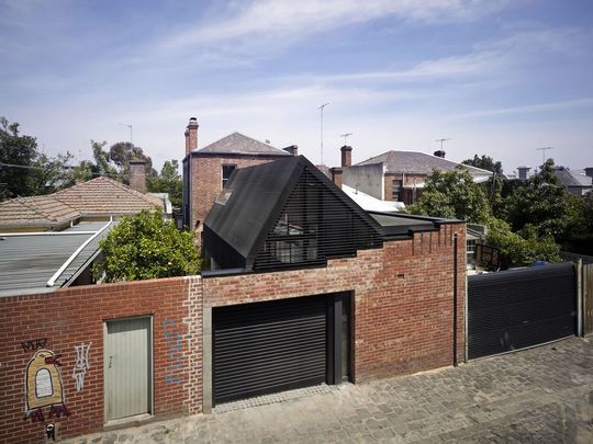 Vader House by Andrew Maynard Architects (via Lunchbox Architect)