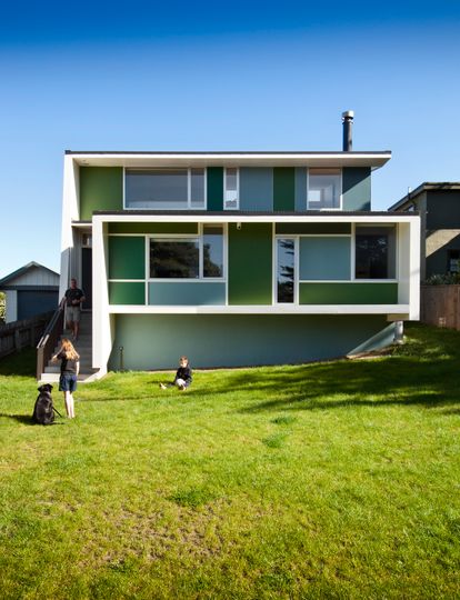 Waikanae House by Parsonson Architects (via Lunchbox Architect)