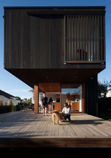 Westmere Alterations by Crosson Clarke Carnachan Architects (via Lunchbox Architect)