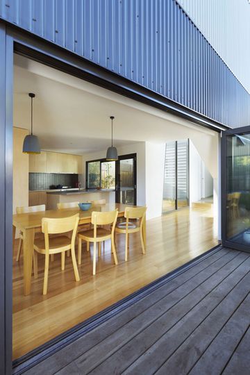 Yarra Street House kitchen and dining area viewed from outside