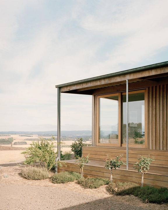 Off Grid Apartment Sustainability Features Reference: Discover Heather S Off Grid House A Model Of Sustainable