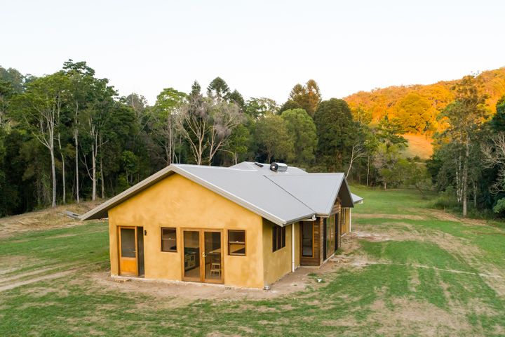 A closer look at Crete Off Grid Small Home Builders