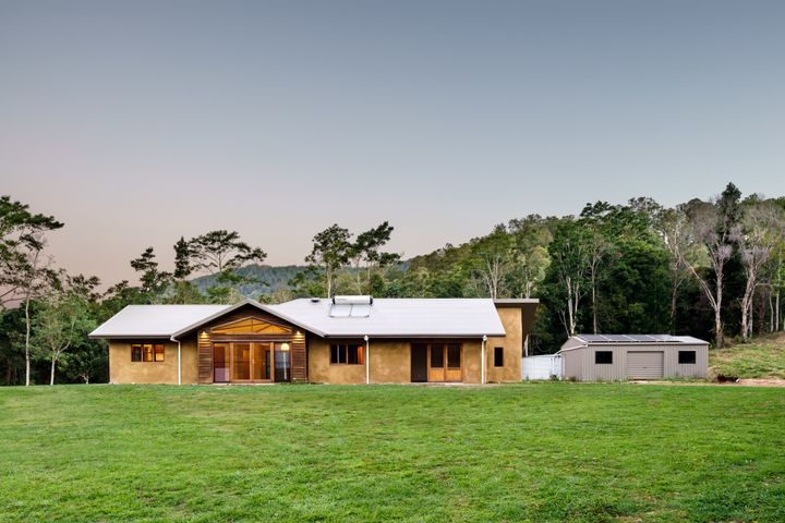 Discover Mark and Megan’s Off-Grid Hempcrete Home on the Sunshine Coast