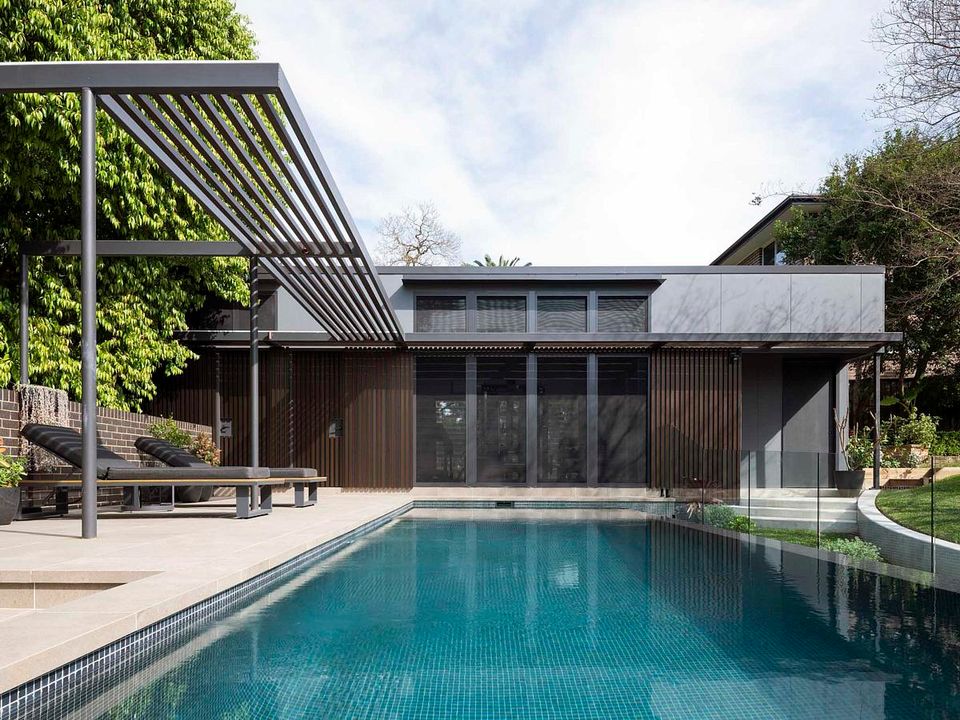 How This Bushland Pool Balances Design and Nature in Perfect Harmony