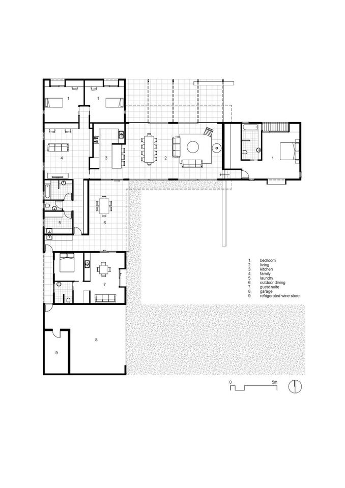 The Simple Life: House Designed for an Acreage; Robust, yet Elegant